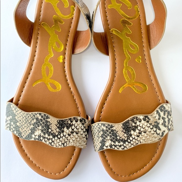 qupid snakeskin sandals